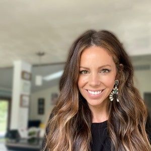 Meet your Posher, Jillian